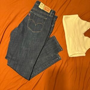 Levi's Women's Classic Straight Leg Blue Jeans